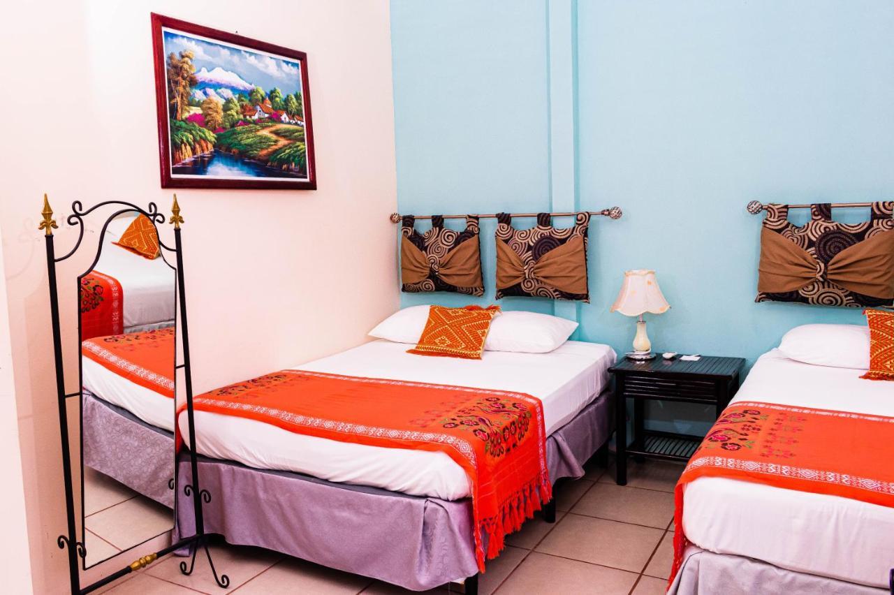 Rual'S Hotel Сомото Экстерьер фото